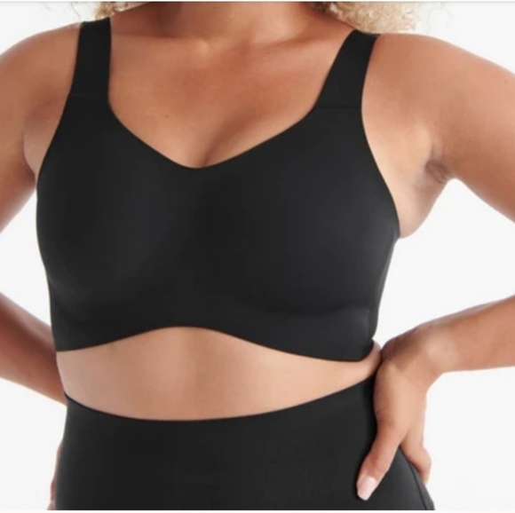 Knix | High support Catalyst bra with ladder straps - Picture 2 of 8